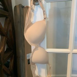 PINK VS nude bra (36C) - never been worn!!!